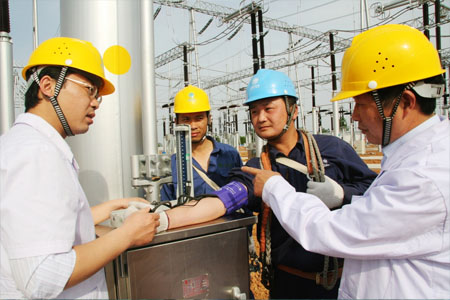 企業(yè)對現(xiàn)場工作人的個人防護(hù)用品佩戴監(jiān)督